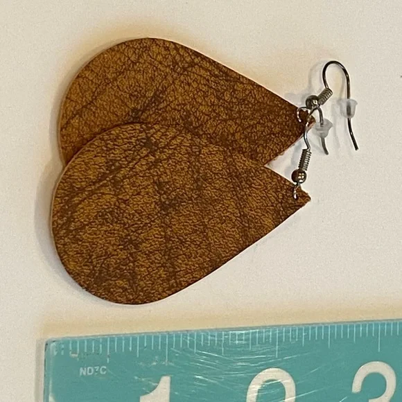 Three pairs of leather teardrop earrings 💧 - Picture 4 of 5